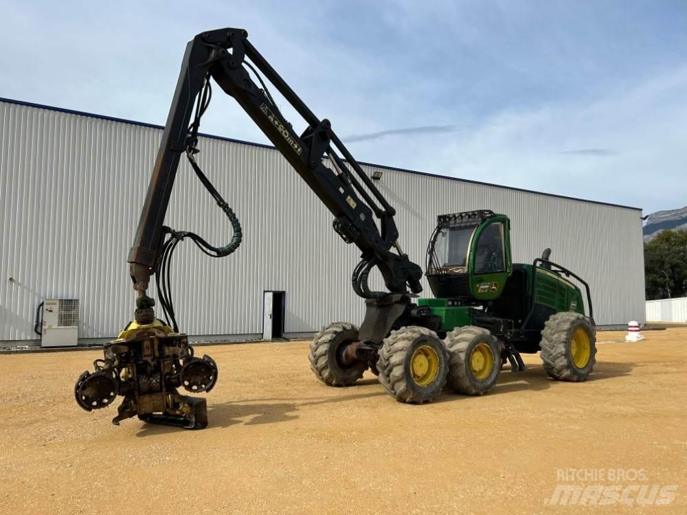 John Deere 1270G Feller bunchers