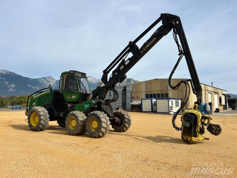 John Deere 1270G Feller bunchers