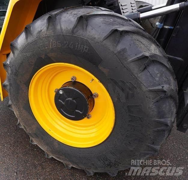JCB 940-4 Vorkheftruck voor zwaar terrein