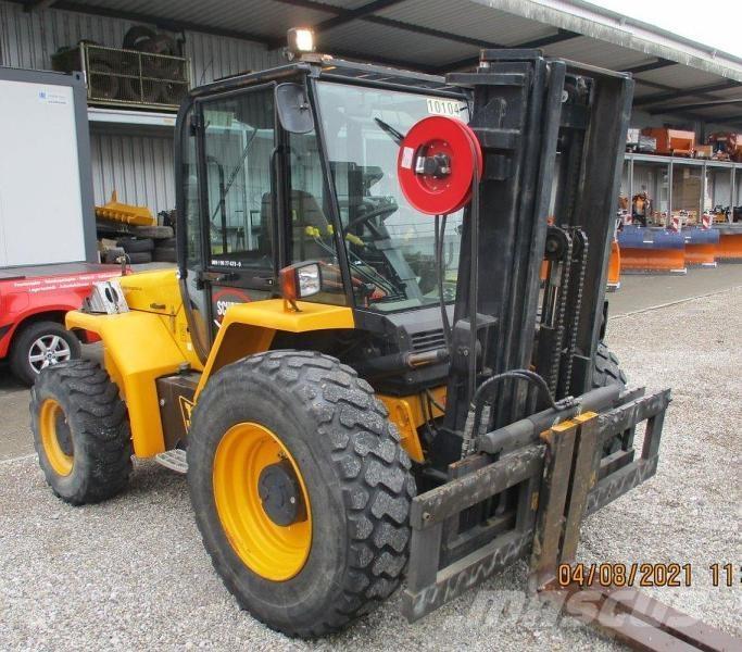 JCB 940-4 Vorkheftruck voor zwaar terrein