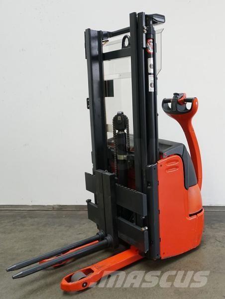 Linde L 10 379 Zelfrijdende stapelaars