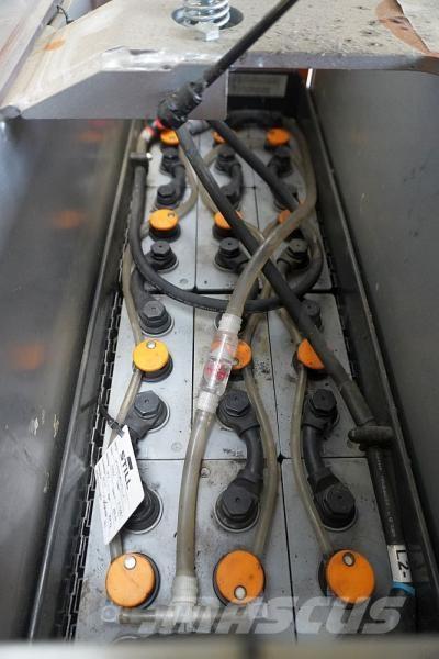 Still FV-X-16 Zelfrijdende stapelaars