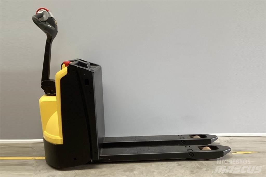 Hyster P1.6 Meeloop stapelaar