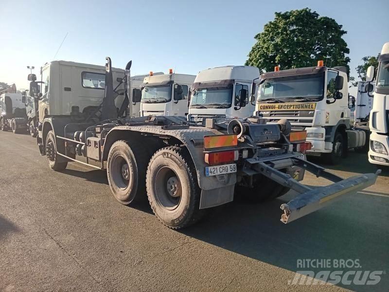 Scania P 380 Containertrucks met kabelsysteem