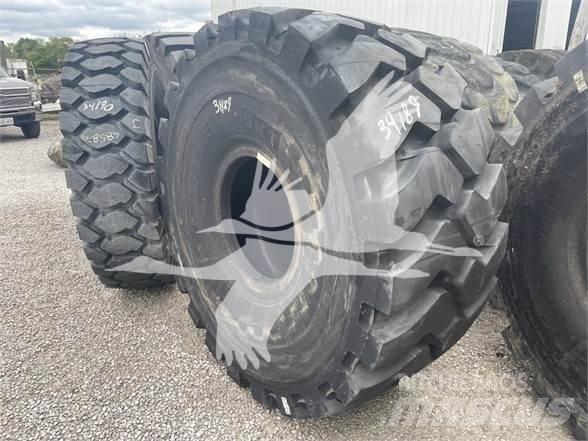 BKT 29.5R25 Banden, wielen en velgen