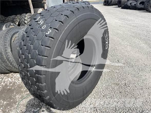  MAXAM 20.5R25 Banden, wielen en velgen