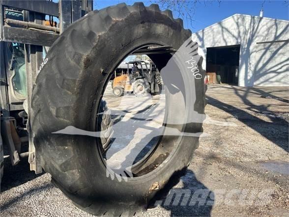 Titan 18.4R46 Bouw - Overige