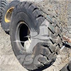 Titan 23.5R25 Banden, wielen en velgen