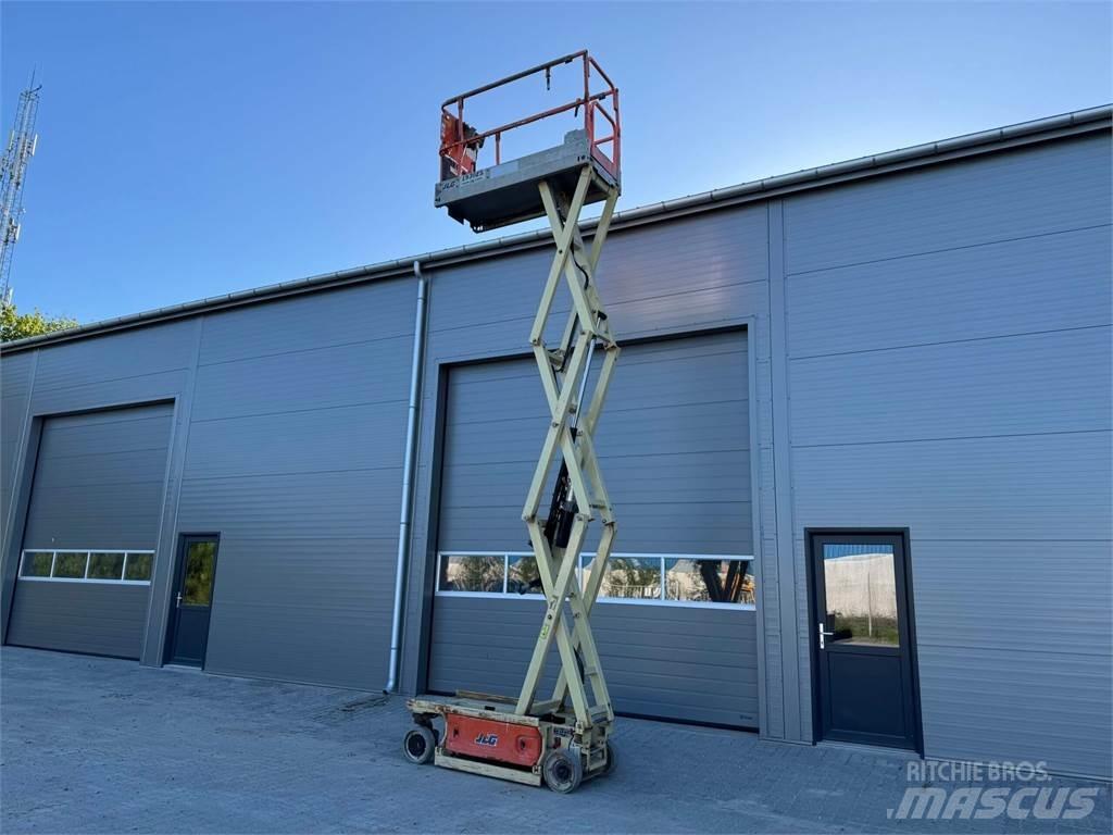 JLG 1930es Andere liften en hoogwerkers