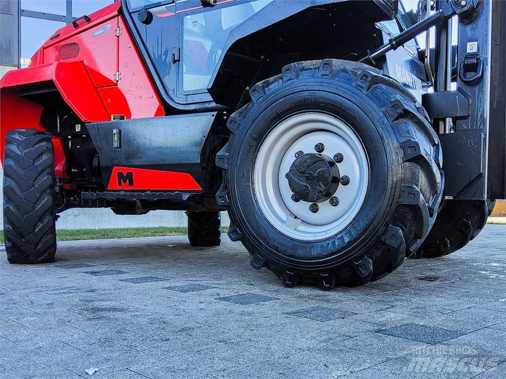 Manitou M 30-4 Vorkheftruck voor zwaar terrein