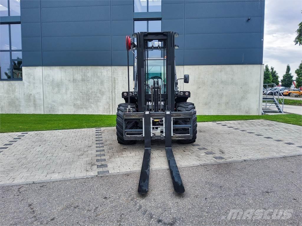 Manitou M 50-4 Vorkheftruck voor zwaar terrein