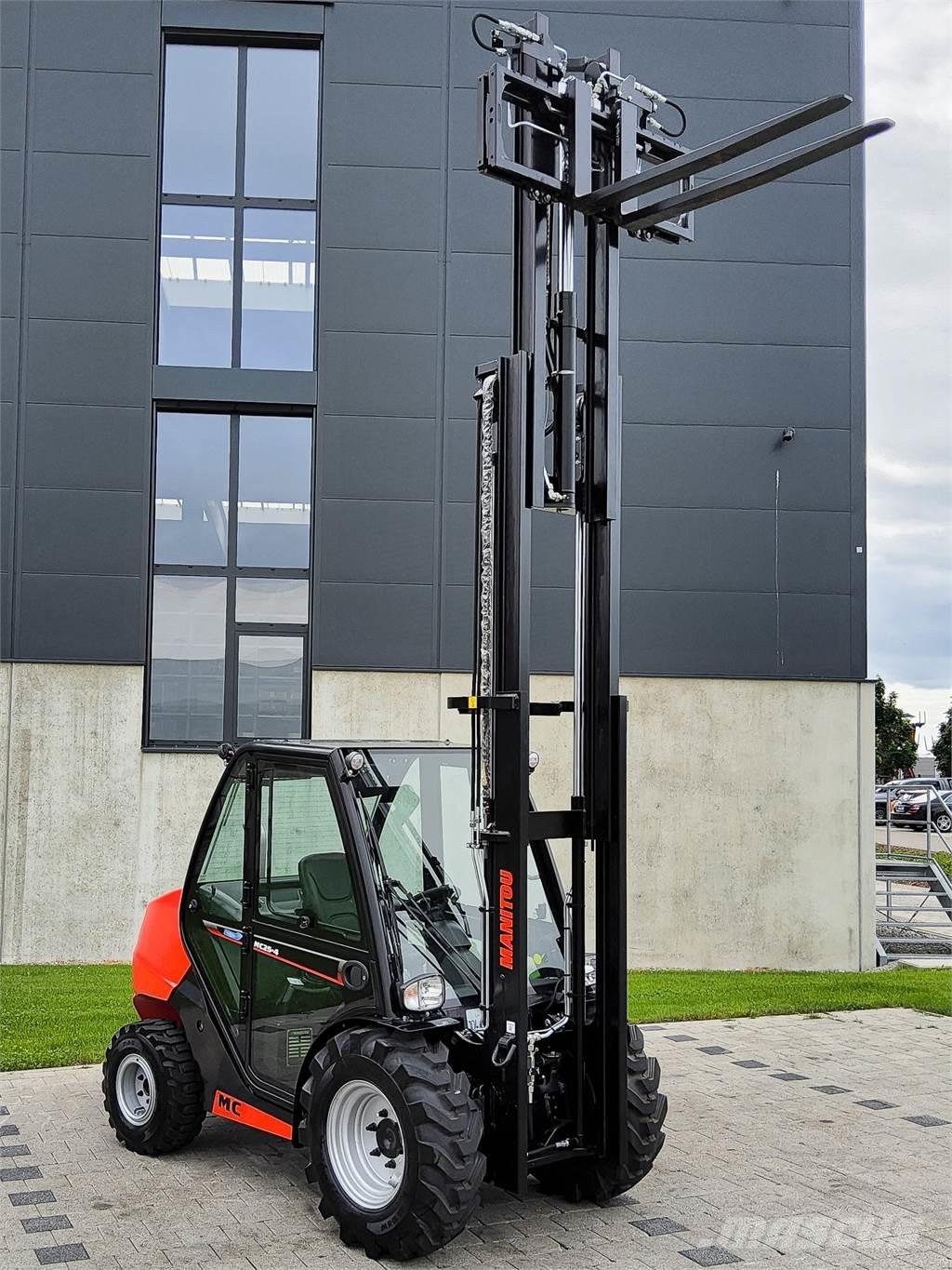 Manitou MC 25-4 Vorkheftruck voor zwaar terrein