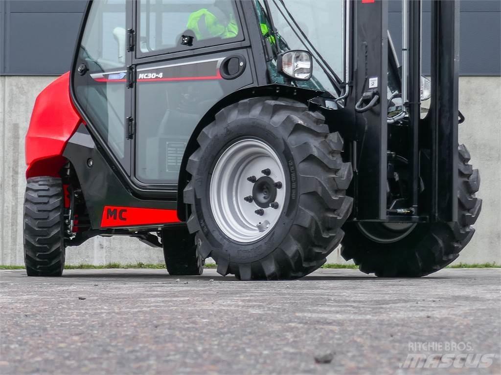 Manitou MC 30-4 Vorkheftruck voor zwaar terrein