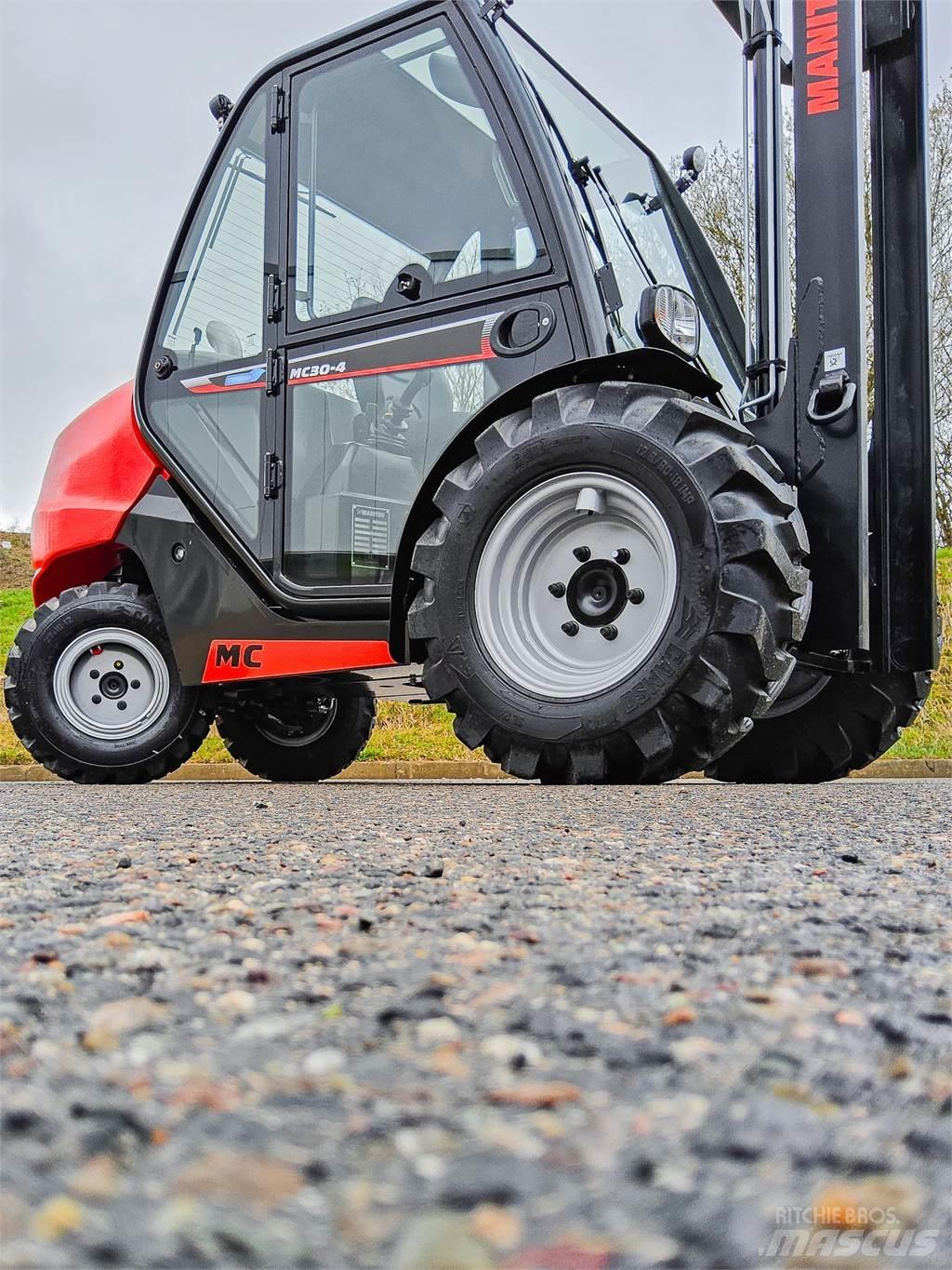 Manitou MC 30-4 Vorkheftruck voor zwaar terrein