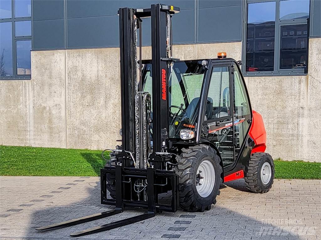 Manitou MC 30-4 Vorkheftruck voor zwaar terrein