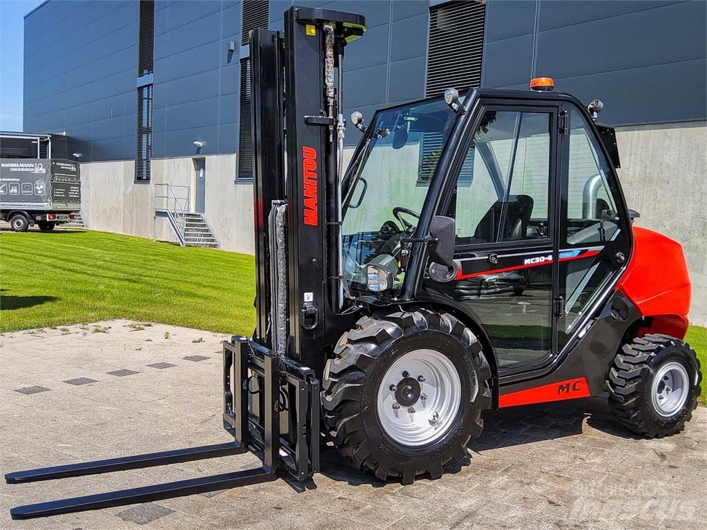 Manitou MC 30-4 Vorkheftruck voor zwaar terrein
