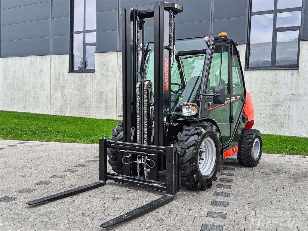 Manitou MC 30-4 Vorkheftruck voor zwaar terrein
