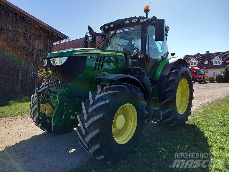 John Deere 6215R Tractoren