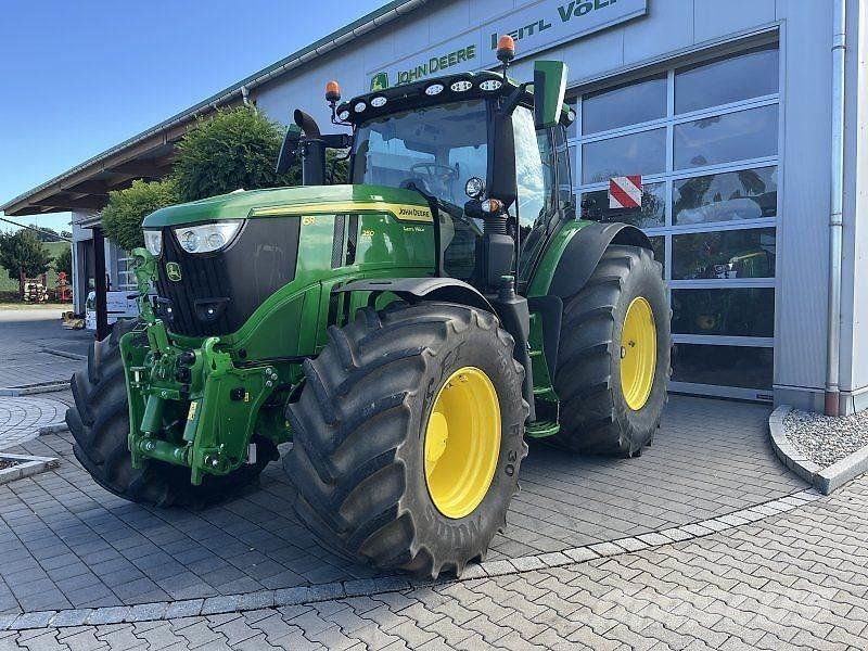 John Deere 6R250 Tractoren