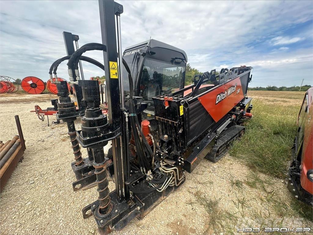 Ditch Witch AT32 Horizontale boorinstallaties