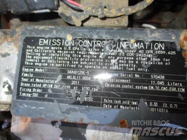 Komatsu SAA6D125E-5 Motoren