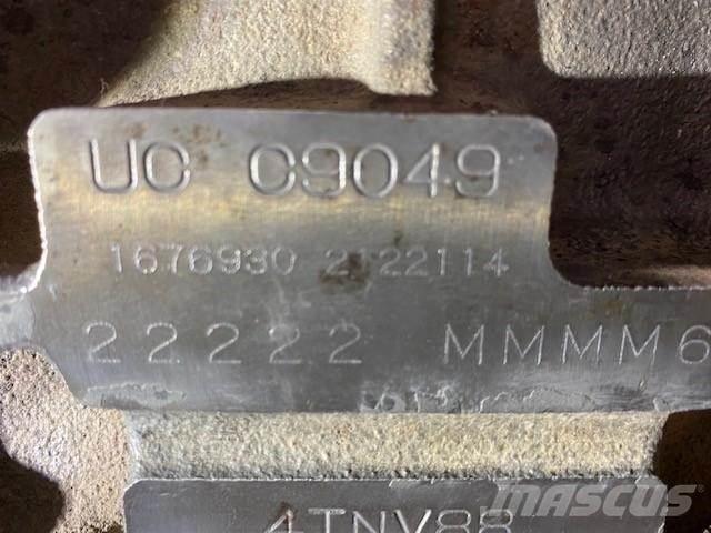 Yanmar 4TNV88-BDSA Motoren