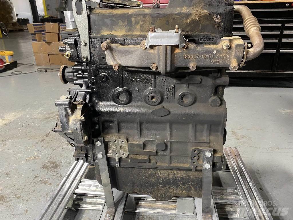 Yanmar 4TNV98T-ZXWTB Motoren