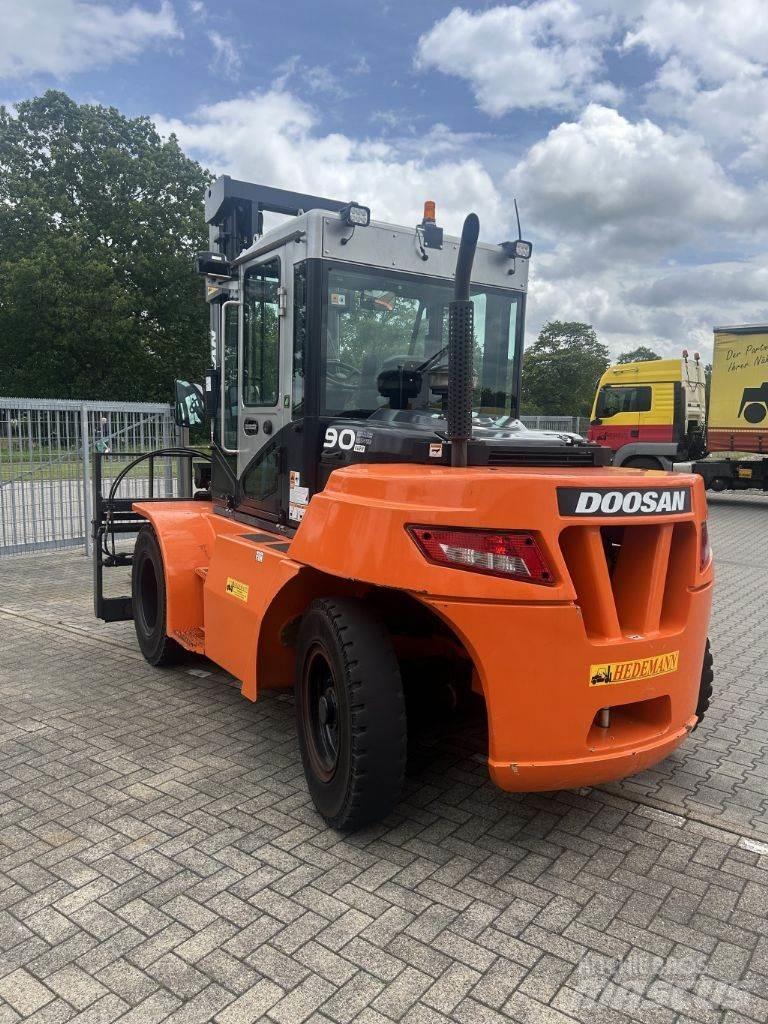 Doosan D90S-7 Diesel heftrucks