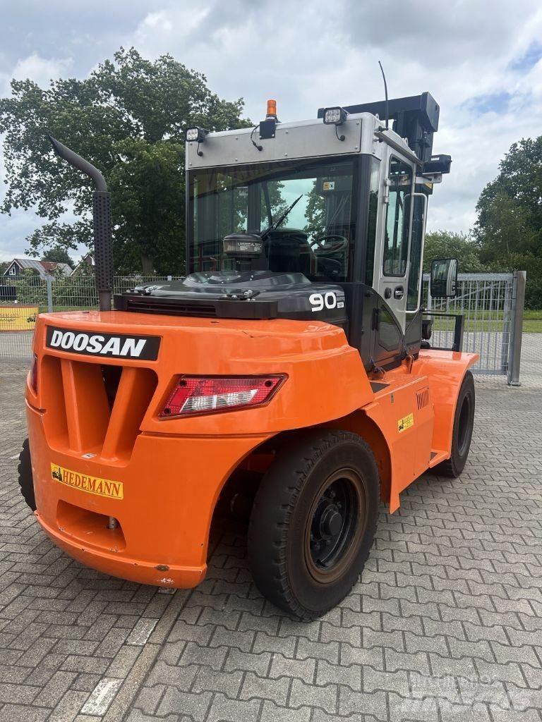 Doosan D90S-7 Diesel heftrucks