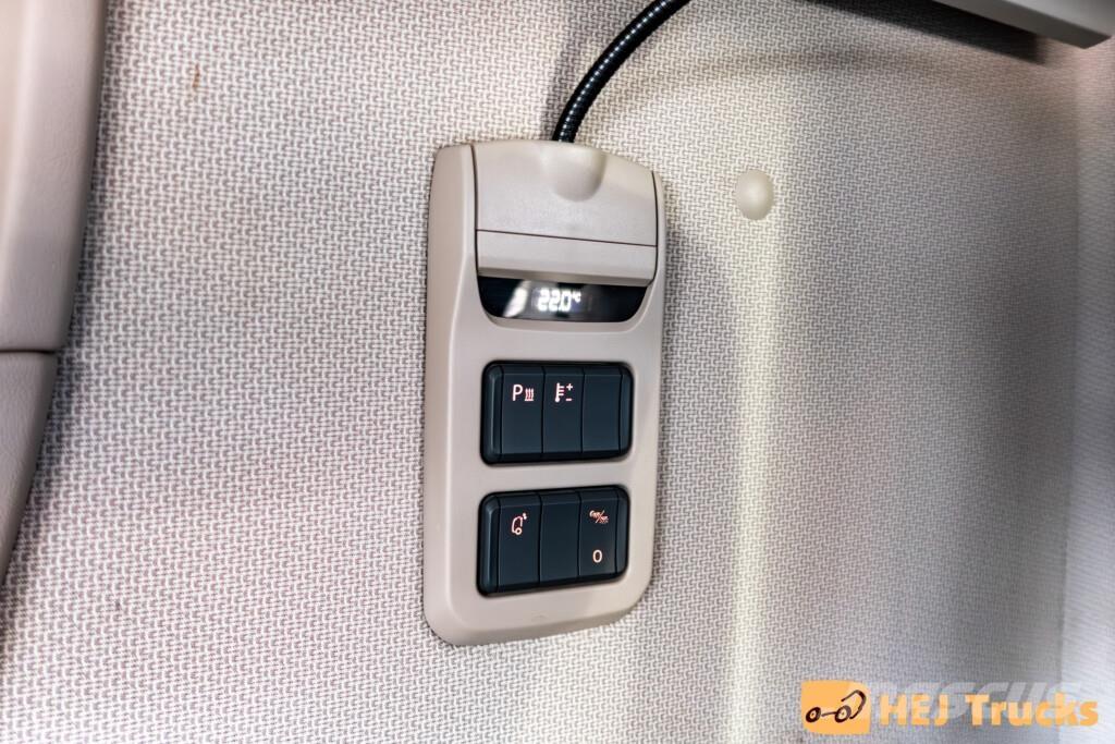 DAF XF 530 FTS 6x2 Trekkers