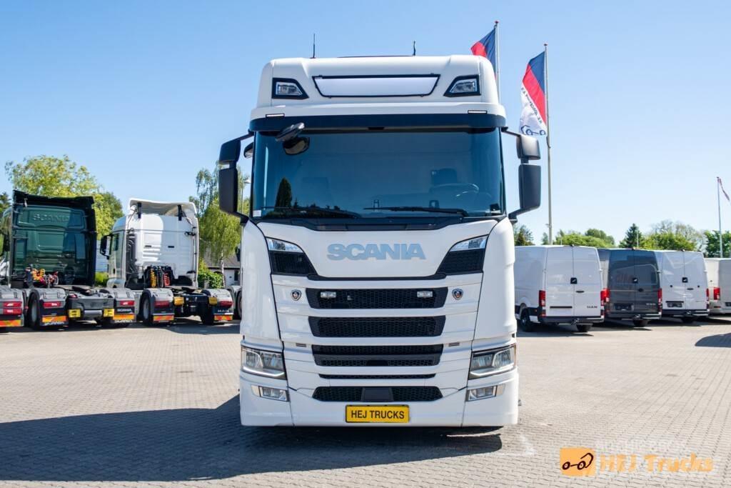 Scania R450 A6x2NB Trekkers
