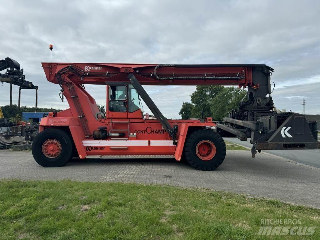 Kalmar DRD450-60C5 Reachstackers