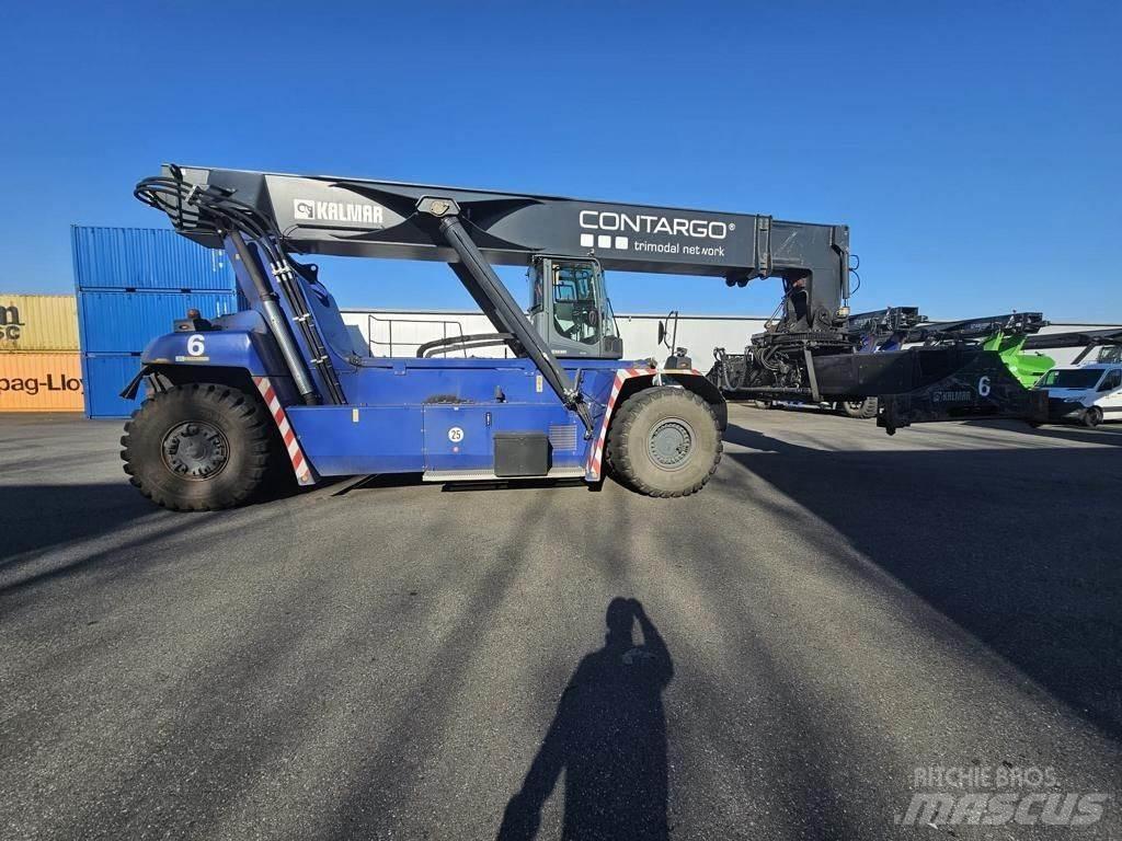 Kalmar DRG420-60S5 Reachstackers