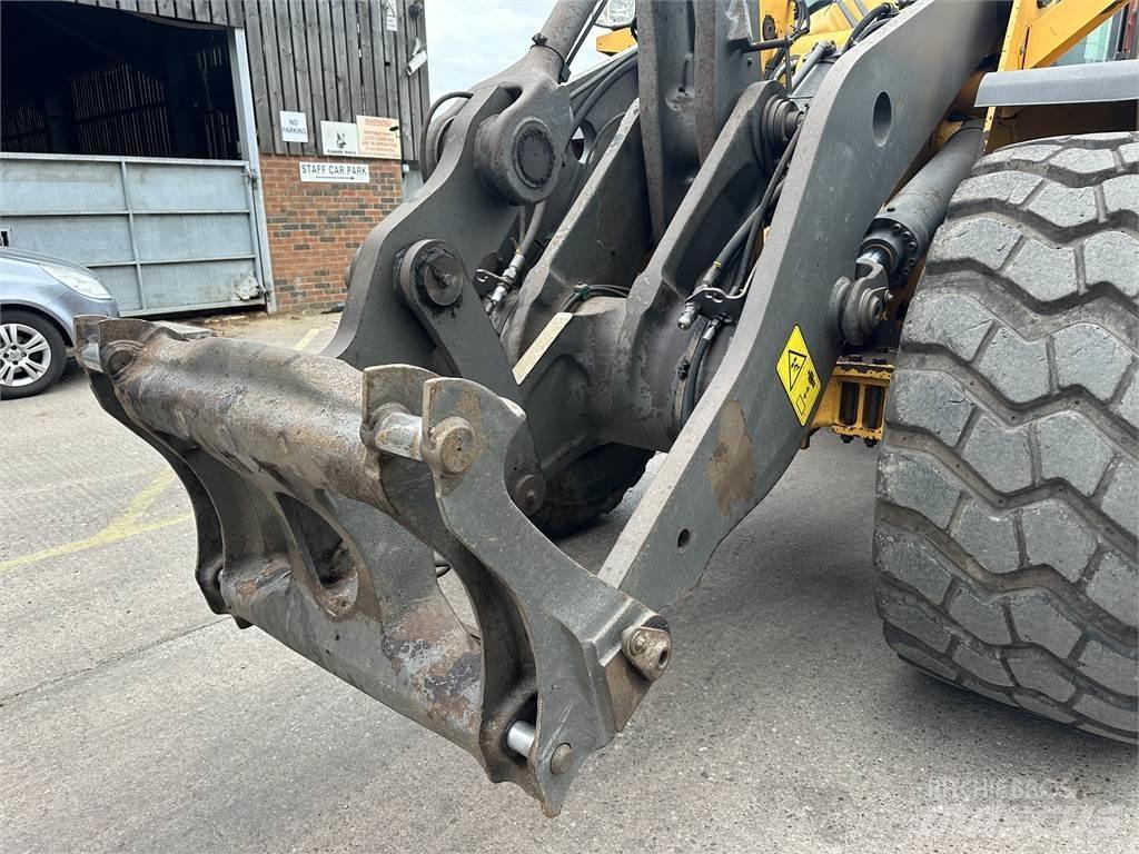Volvo L120H Wielladers