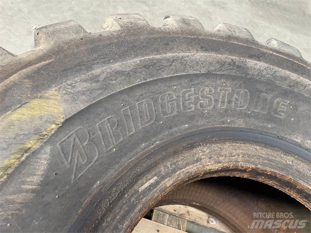  23.5xR25 Bridgestone dæk Banden, wielen en velgen