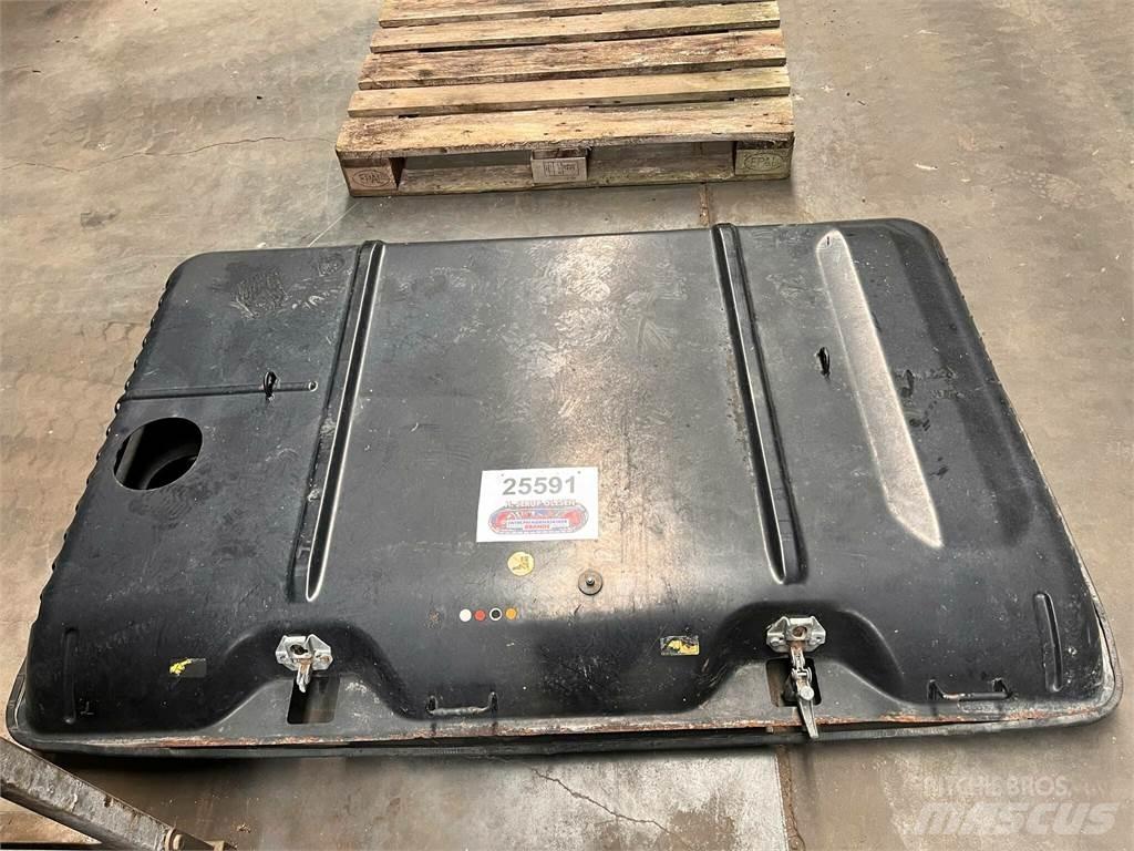 CAT 323D motorhjelm Overige componenten