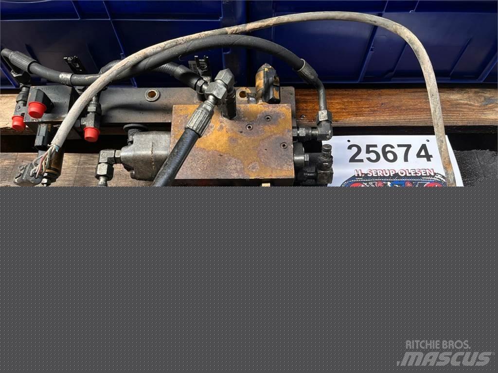 CAT 323D ventilgruppe-CON Hydraulics