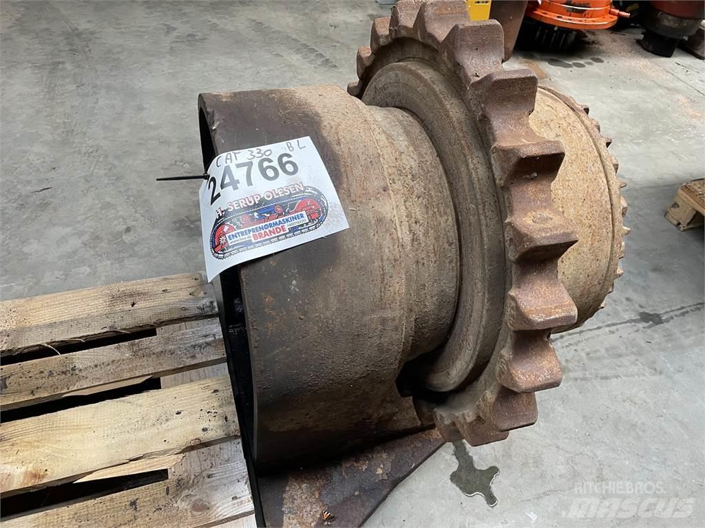 CAT 330B Køregear Transmissie