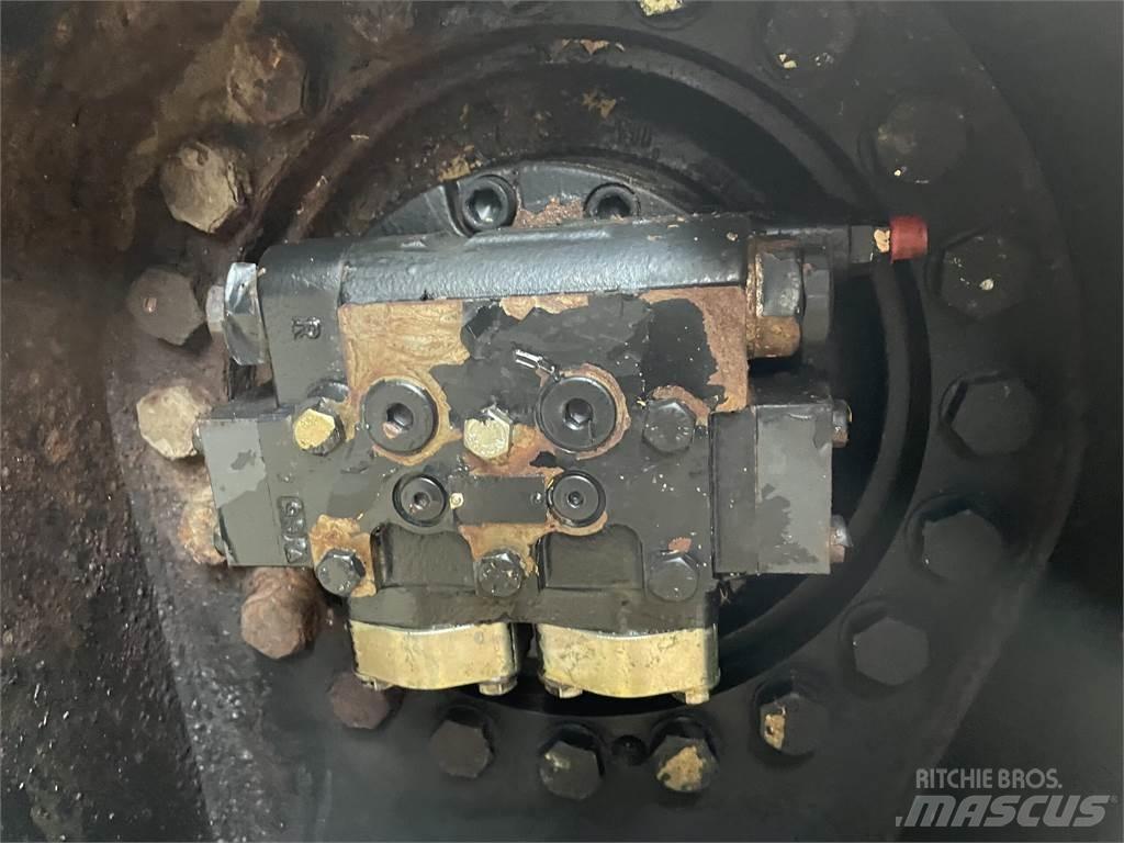 CAT 330B Køregear Transmissie