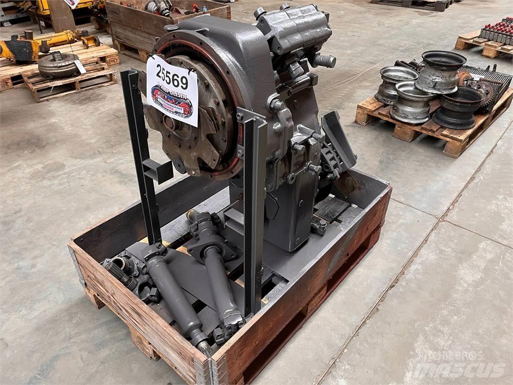 Clark 45C transmission Transmissie