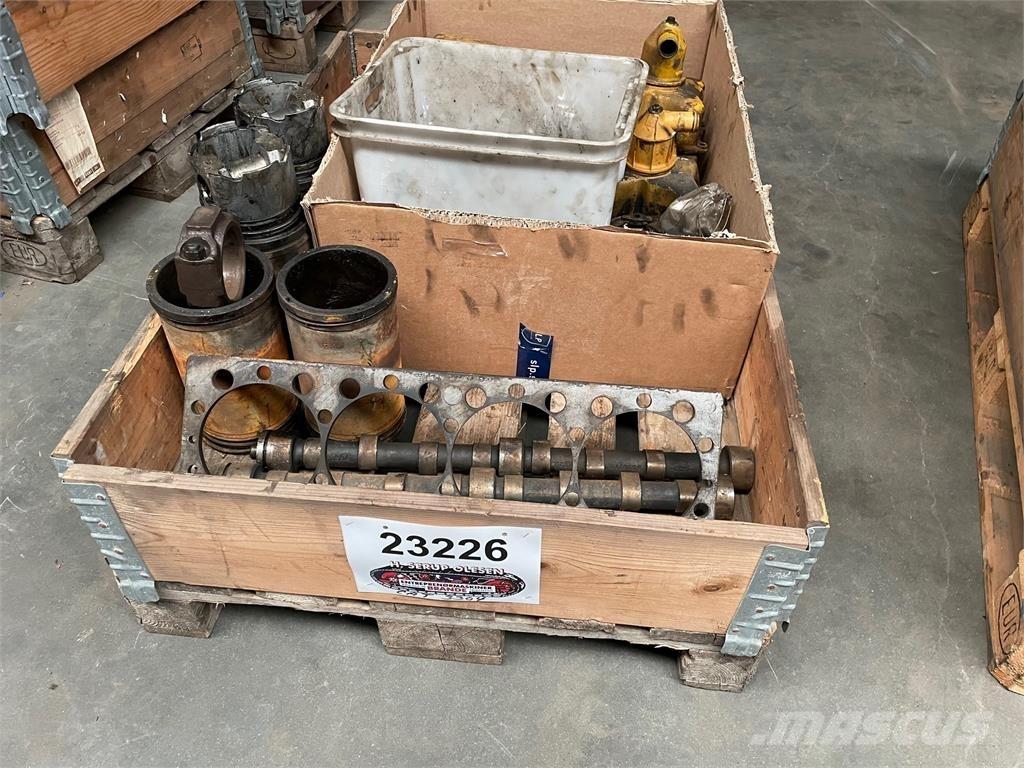  Diverse dele ex. Cat 3304 Motoren