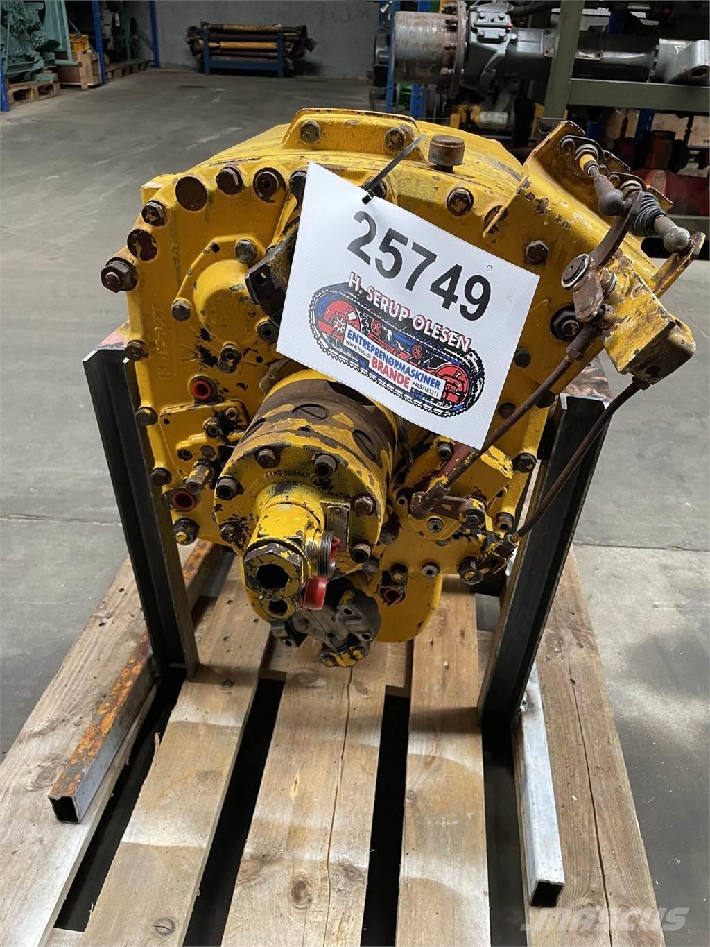 Hanomag 22C transmission Transmissie