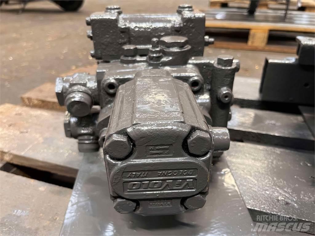 Poclain B62661J Hydrostat Hydraulics