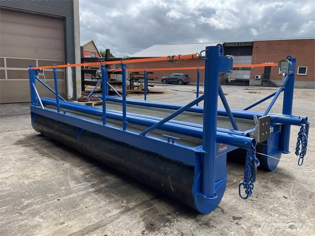 Pram med 2 pontoner Werkboten en pontons