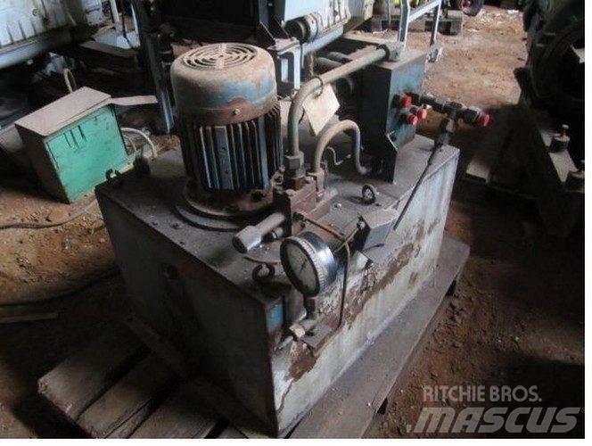 Stenhøj hydr. - 5,5 kw Diesel generatoren