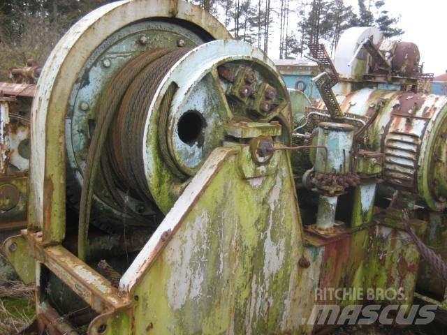  Støttebensspil ex. Storhavn Takels, lieren en materiaalliften