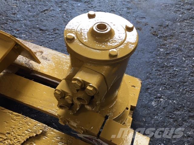  Svirvel ex. Cat 320L Overige componenten