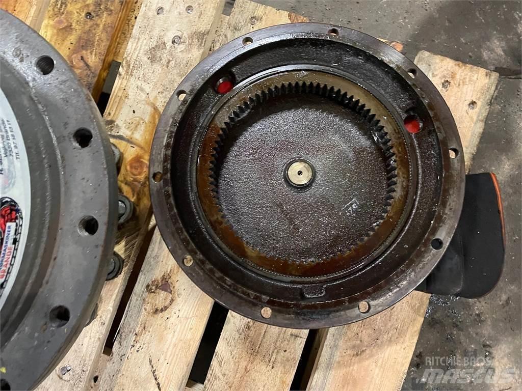Volvo EC230B Køregear Transmissie