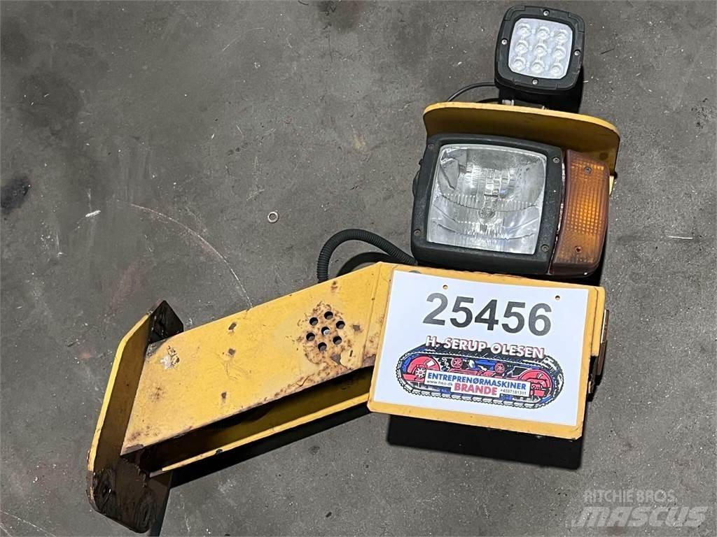 Volvo L120F frontlygte Electronics