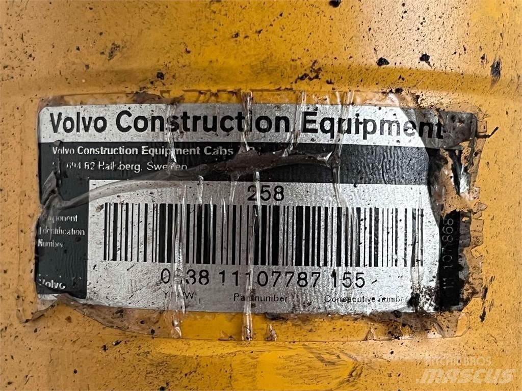 Volvo L90E styrecylinder Hydraulics